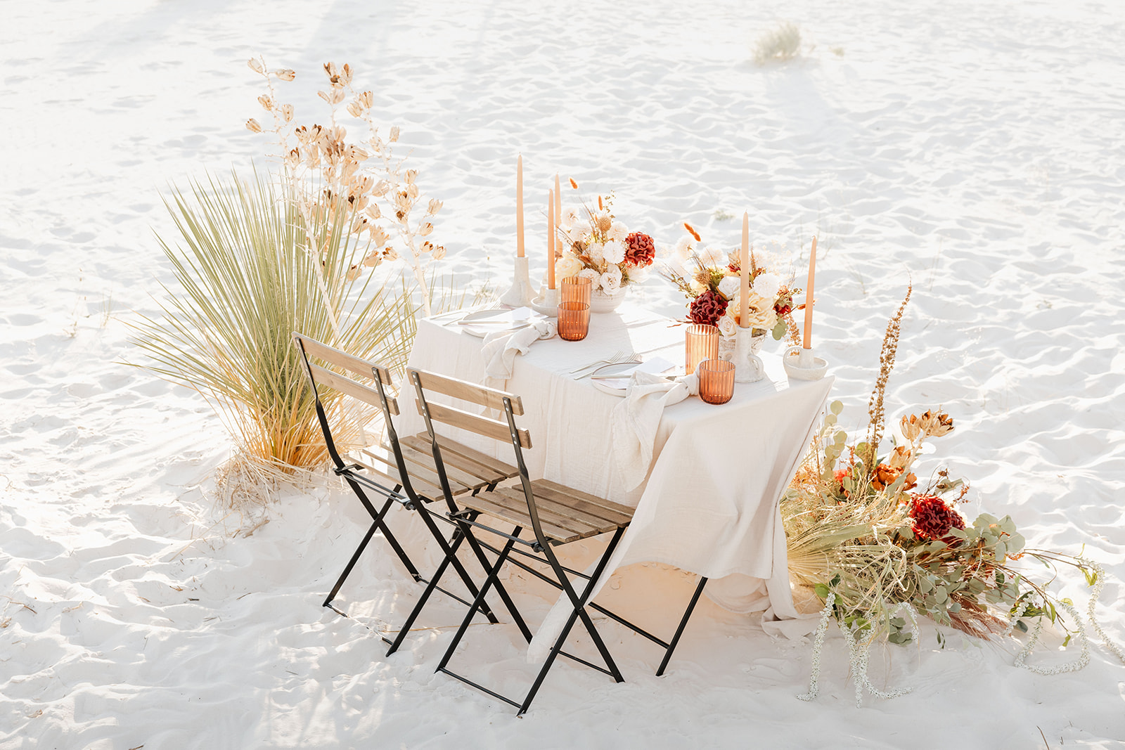 stunning picnic details of a white sands elopement