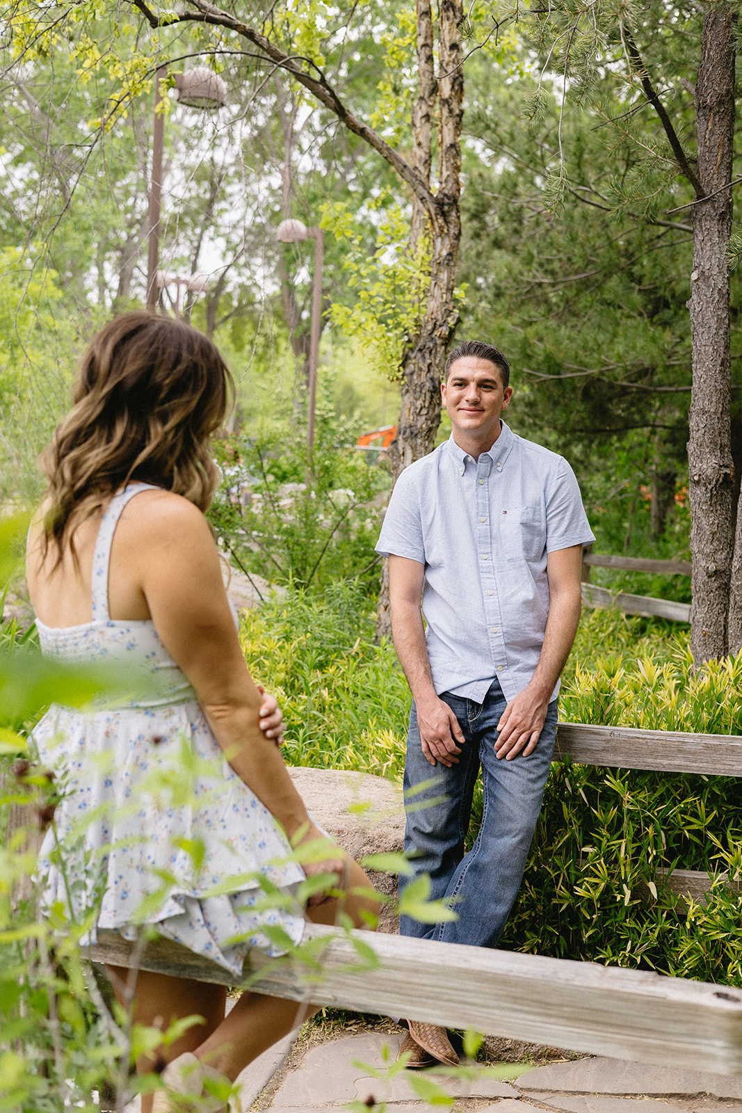 what to wear to your engagement photoshoot