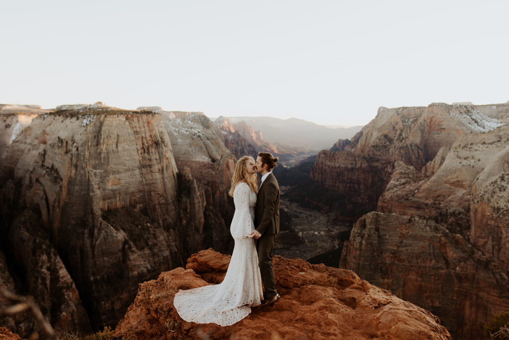 National park elopement photography from Queanna Lynn photography